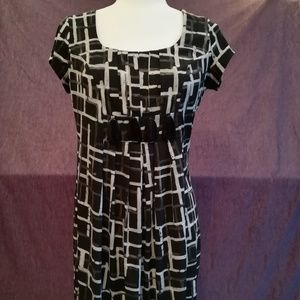 Geometric design pattern dress